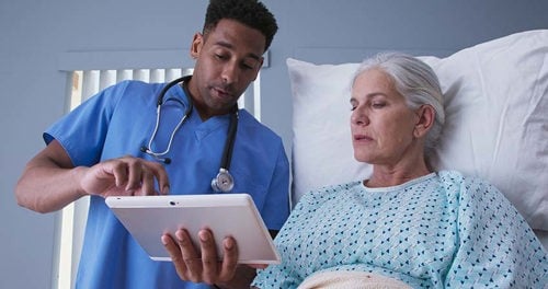 male nurse with female patient