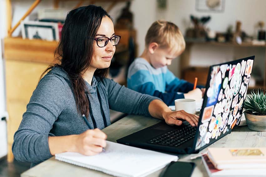 Mom Laptop Kid